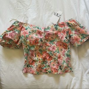 NWT Zara Floral Top Puffy Sleeves Size Medium